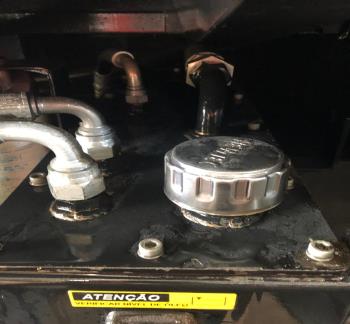 Automotive Oil Remover - Image 4